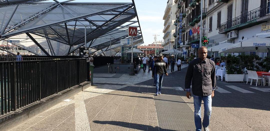 B&B La Citta Partenopea Naples Luaran gambar
