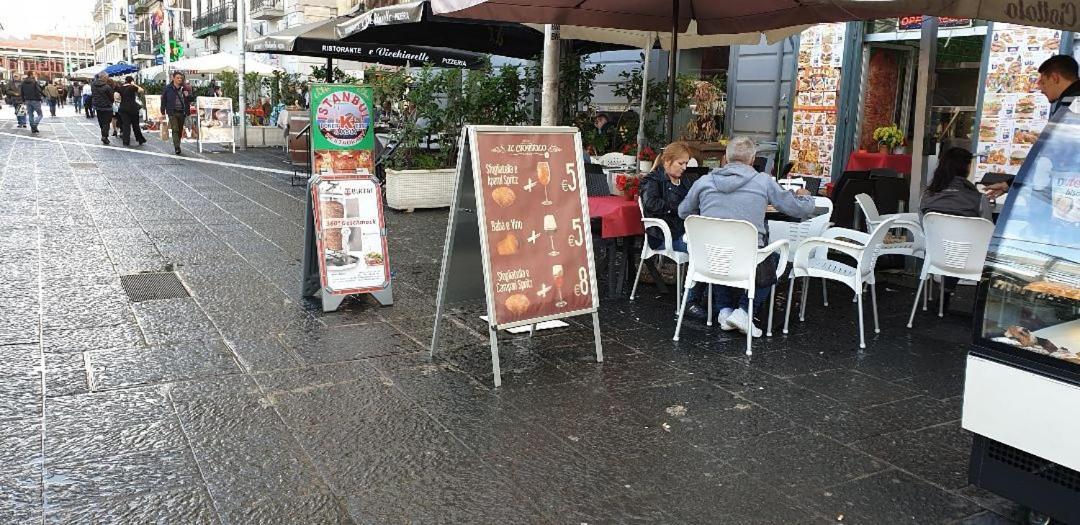 B&B La Citta Partenopea Naples Luaran gambar